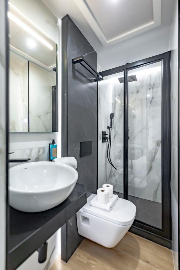 Dobohomes - Montesa 20 Apartamentos Madryt Zewnętrze zdjęcie