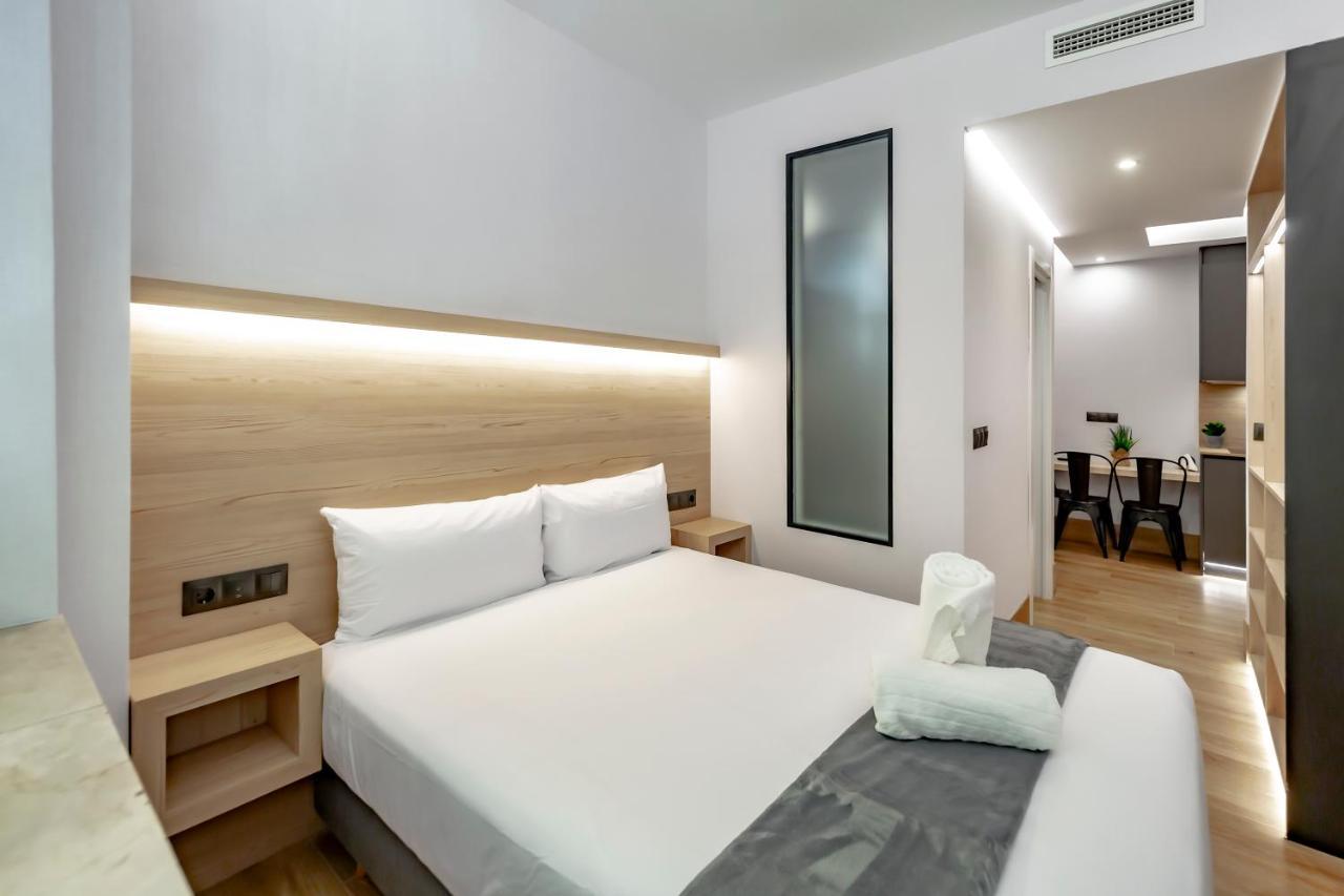Dobohomes - Montesa 20 Apartamentos Madryt Pokój zdjęcie
