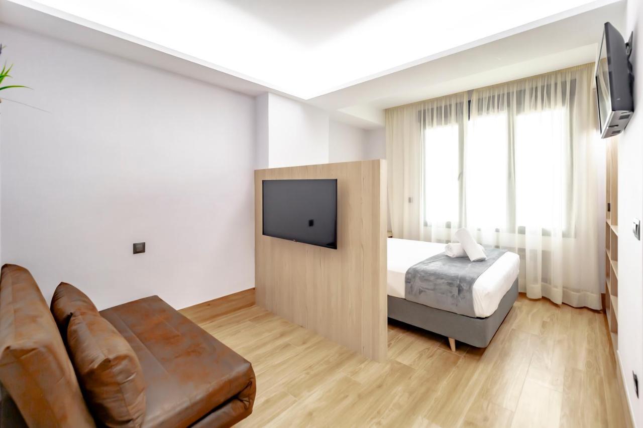 Dobohomes - Montesa 20 Apartamentos Madryt Zewnętrze zdjęcie