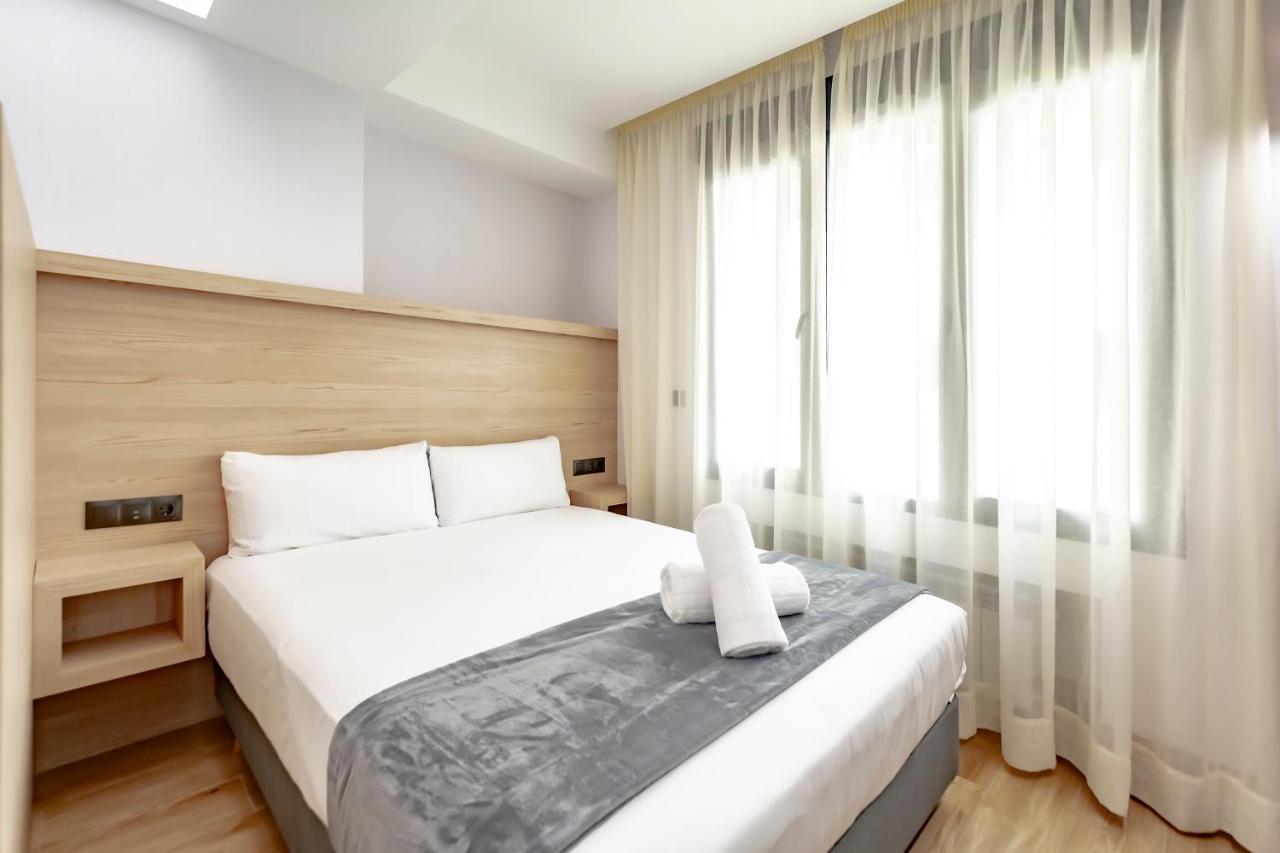 Dobohomes - Montesa 20 Apartamentos Madryt Zewnętrze zdjęcie